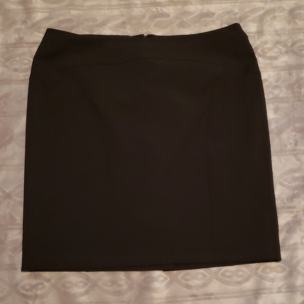 Black pencil skirt